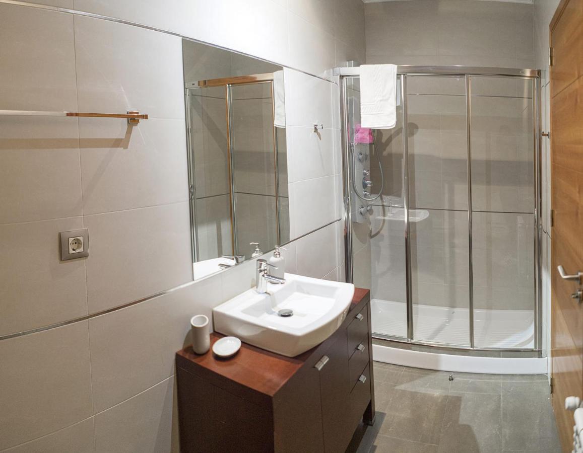 Sakura Homes Torre De Hercules 4 Plazas ア・コルーニャ エクステリア 写真